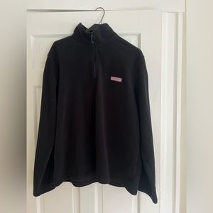 Men’s Vineyard Vines black fleece pullover Large